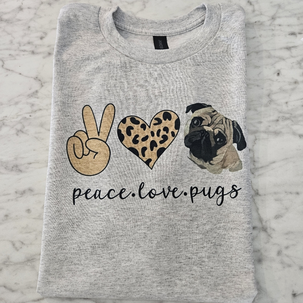 Pug mom shirt dog mama cute popular cheetah print trending